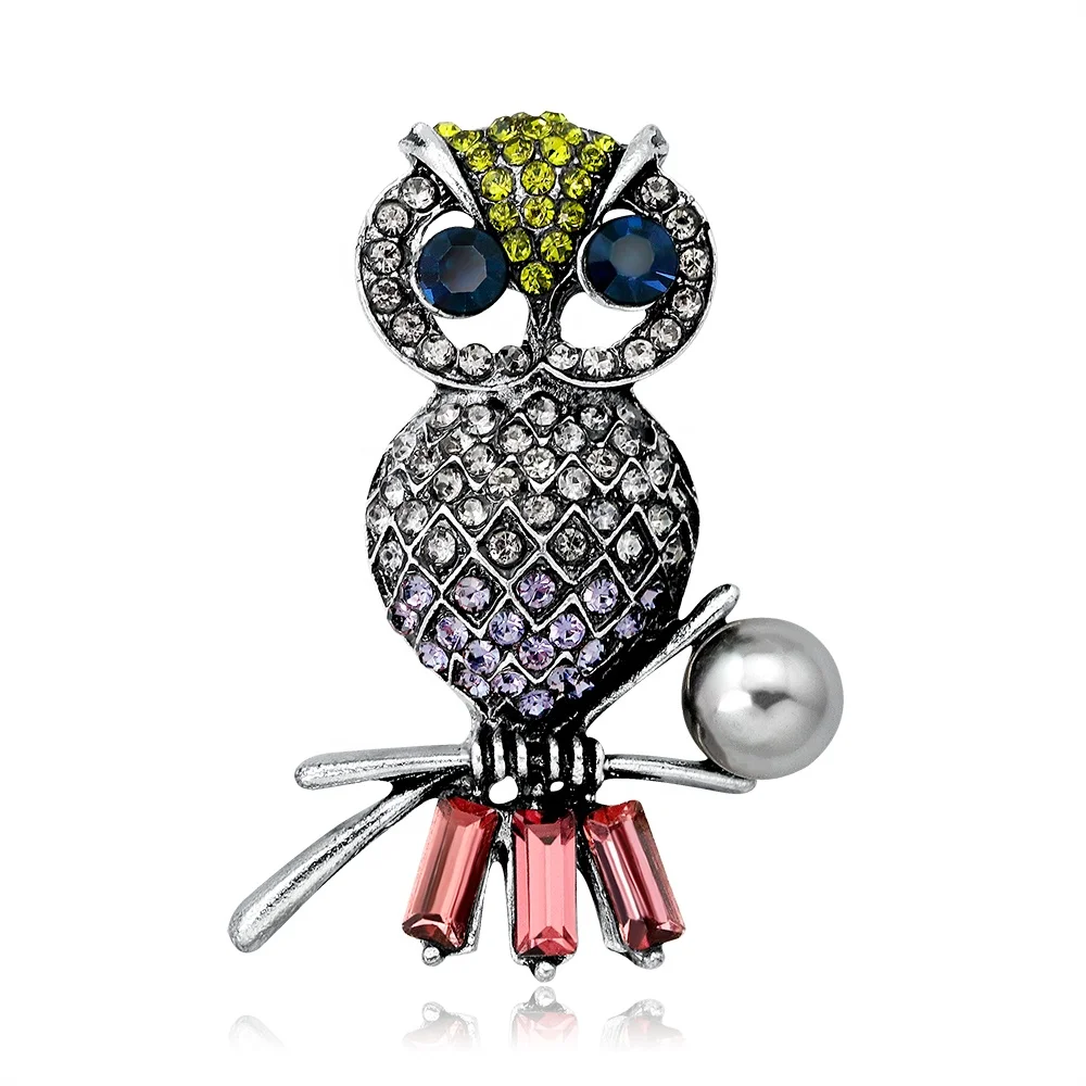 

Fashionable and Exquisite Rhinestone Pearl Owl Brooch Ornament, Picture shows