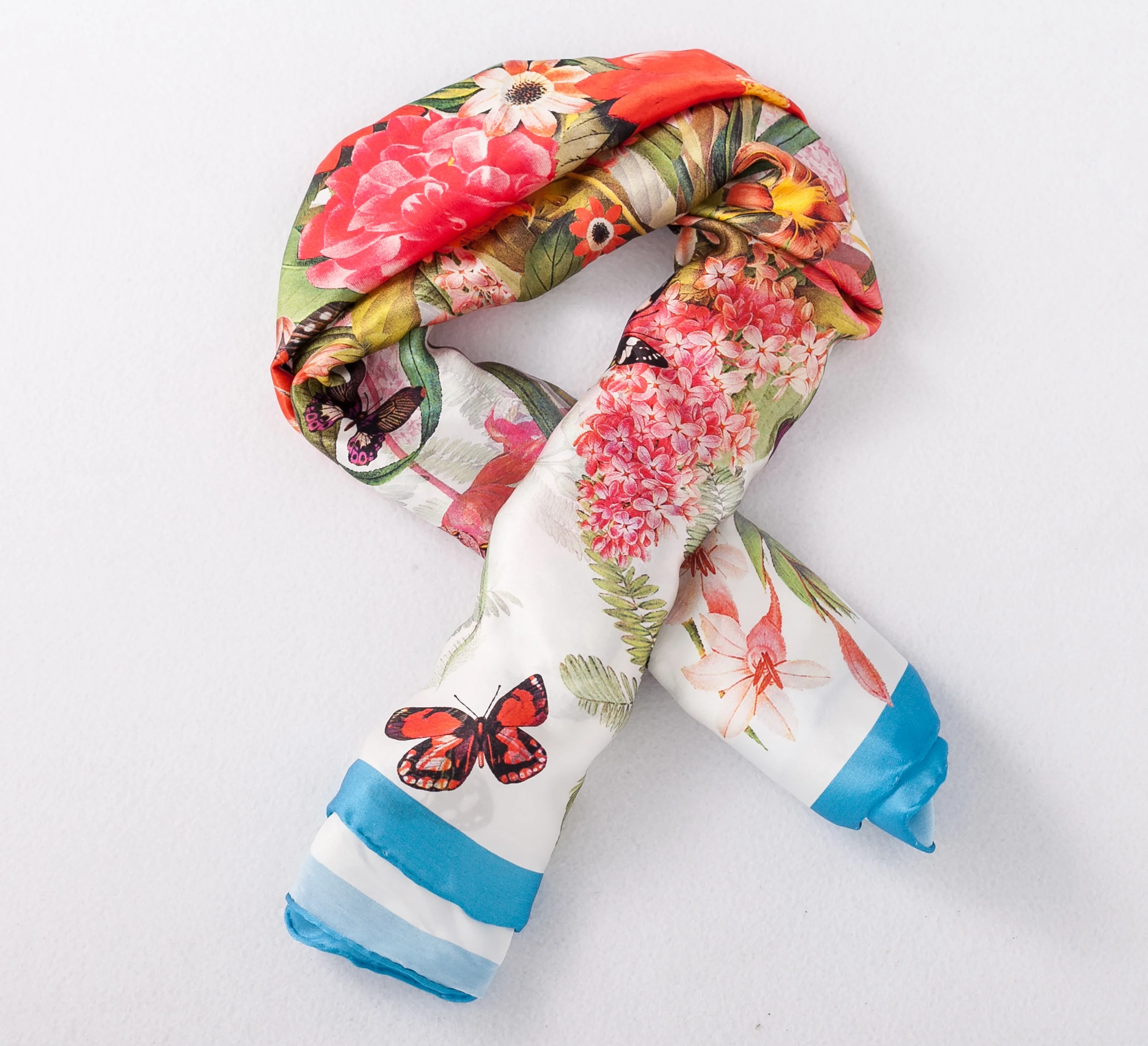 批发中国接受定制徽标女士印花土耳其方形真丝缎面围巾2020新设计