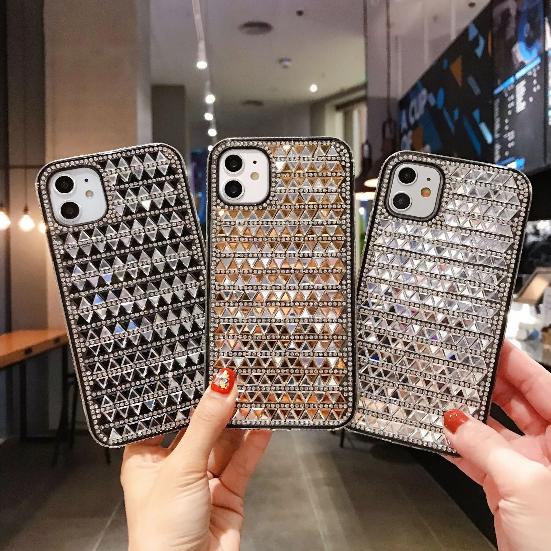 

Luxury Bling Mobile phone case with diamond For Apple iPhone 12 11 13 Pro Max X XR XS Max 7 8 Plus SE Back Cover For Apple 13 12