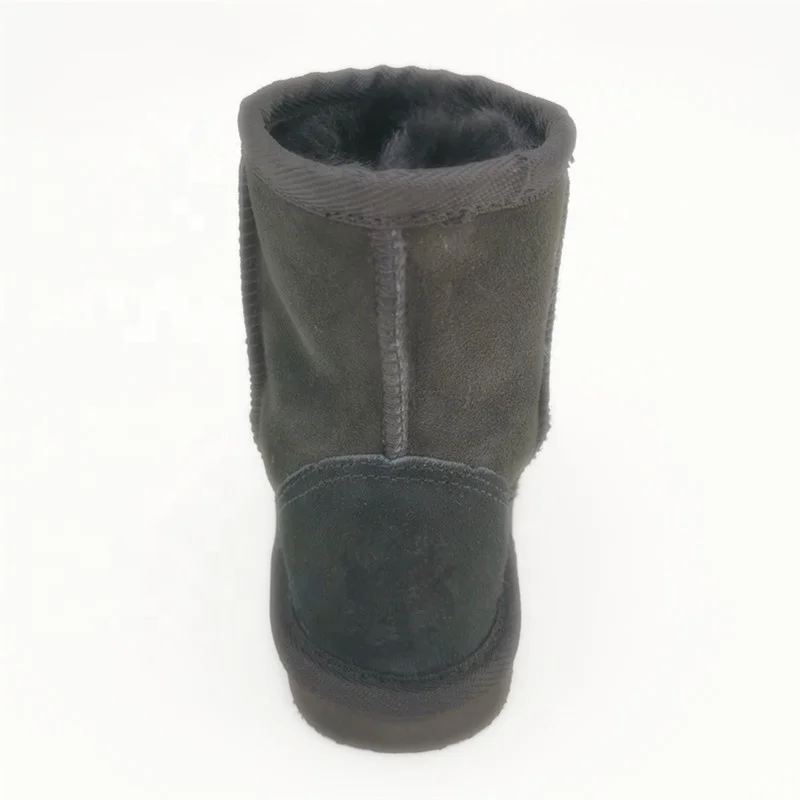 
HQB-KS001 OEM customized premium quality winter thermal classic style genuine sheepskin boots for children. 