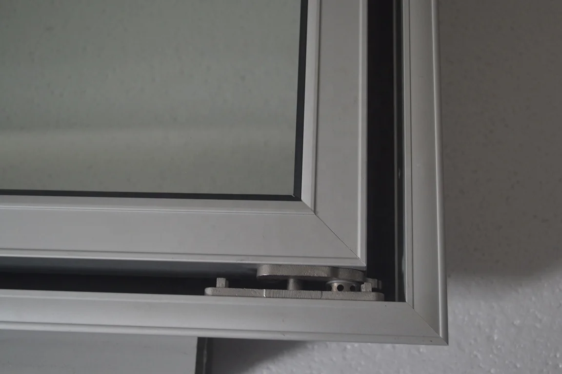 
Reach-In Glass Half Swing Door for Refrigerator/Freezer with LED 