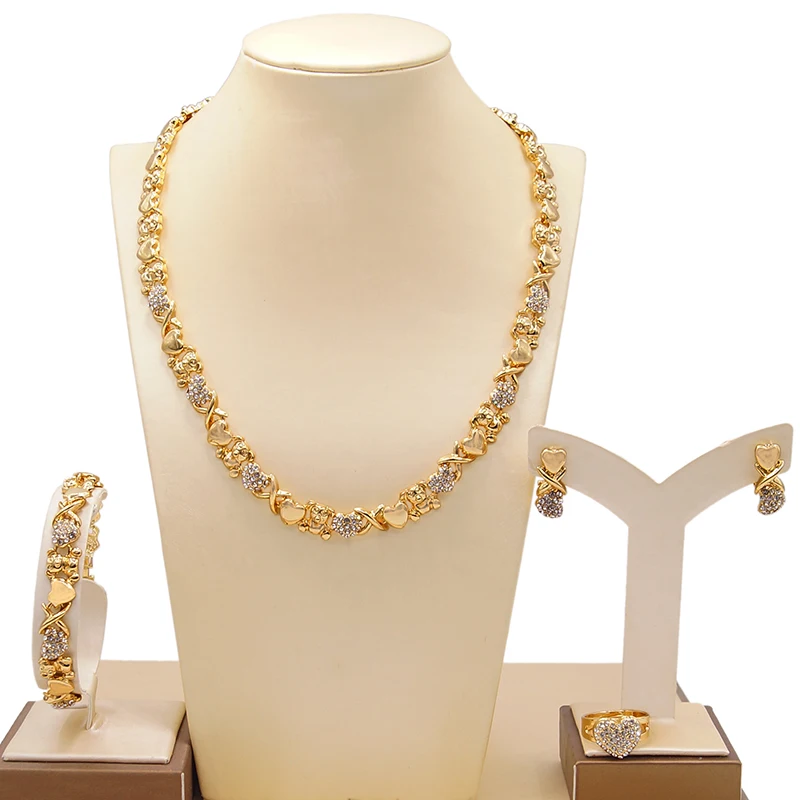 

Yulaili Xo New Design 18 K Gold plating American Diamond Jewelry Set Big Teddy Bear I Love You Hug and Kiss Necklace Set X0033
