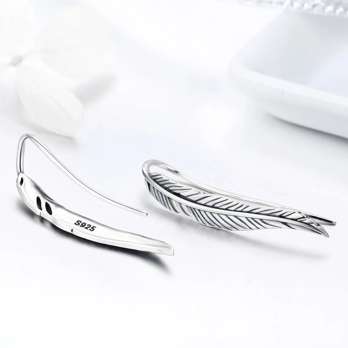 

Hot Sale Jewelry 925 Sterling Silver Long Drop Feather Earring