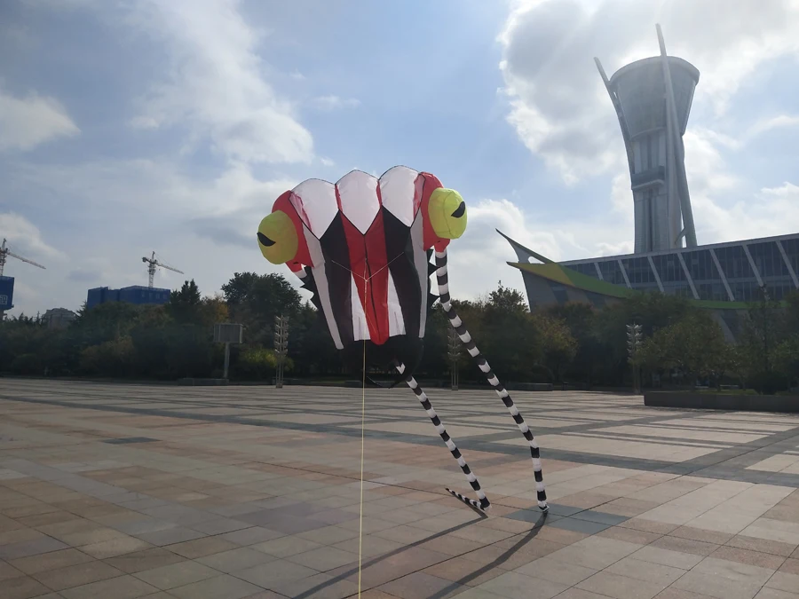 新的户外运动玩具充气三叶虫风筝