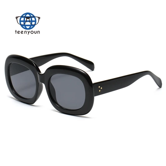 

Teenyoun Hot Selling Wholesale Vintage Oversized Elegant Women Trendy Black Round Dark Chunky 2023 Sun Glasses Sunglasses