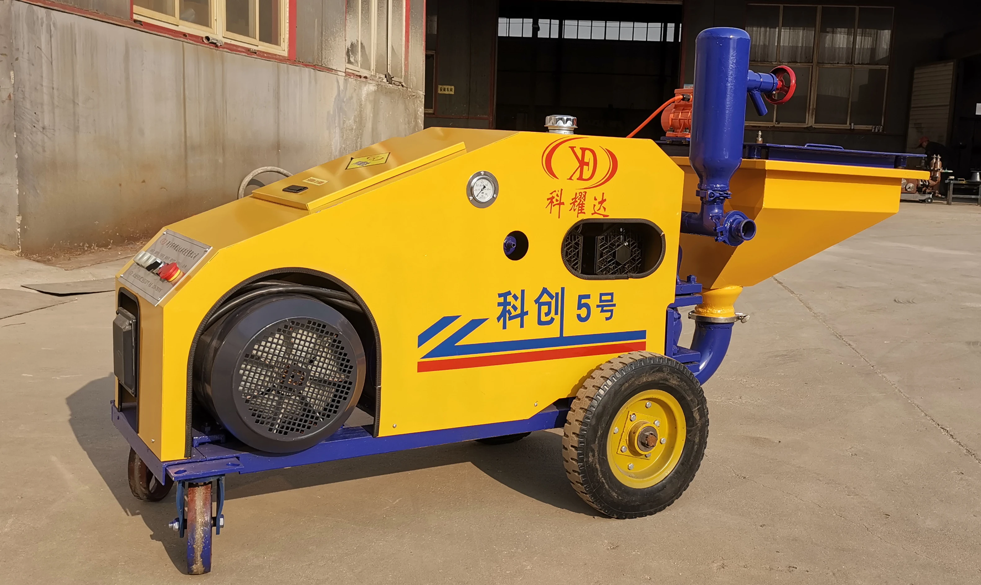 Mortar spraying machine 2.jpg