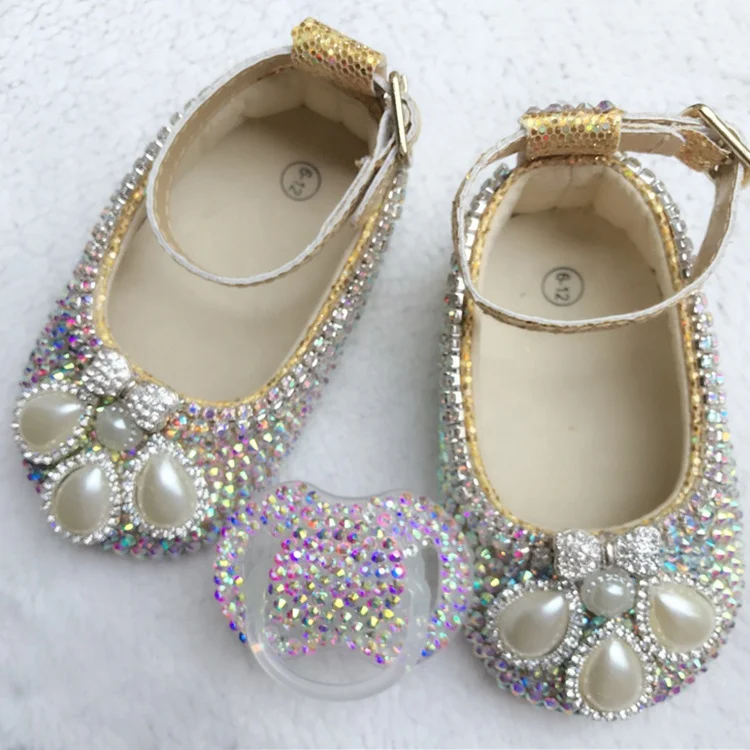 

Luxury Bling Rainbow Rhinestone Baby Toddler Boutique Sandals Shoes Girls Dress Shoes with Baby Pacifier Set