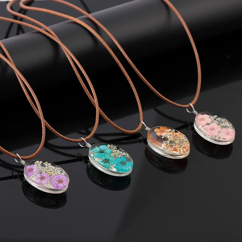 

Fashion Handmade Creative Dry Flower Clear Glass Pendant Necklace Statement Simple Oval Shape Pendant Charm Women Party Jewelry