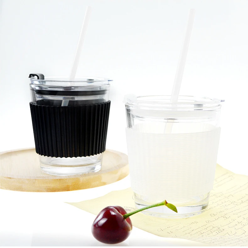 

Simple student office home drinking straw accompanying coffee glass with lid, White,black