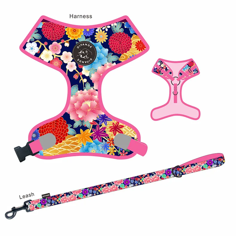 

2021 Printed Dog Adjustable Leash Collar Dog Muzzles Pet Supplies Dog Leash Harness Set