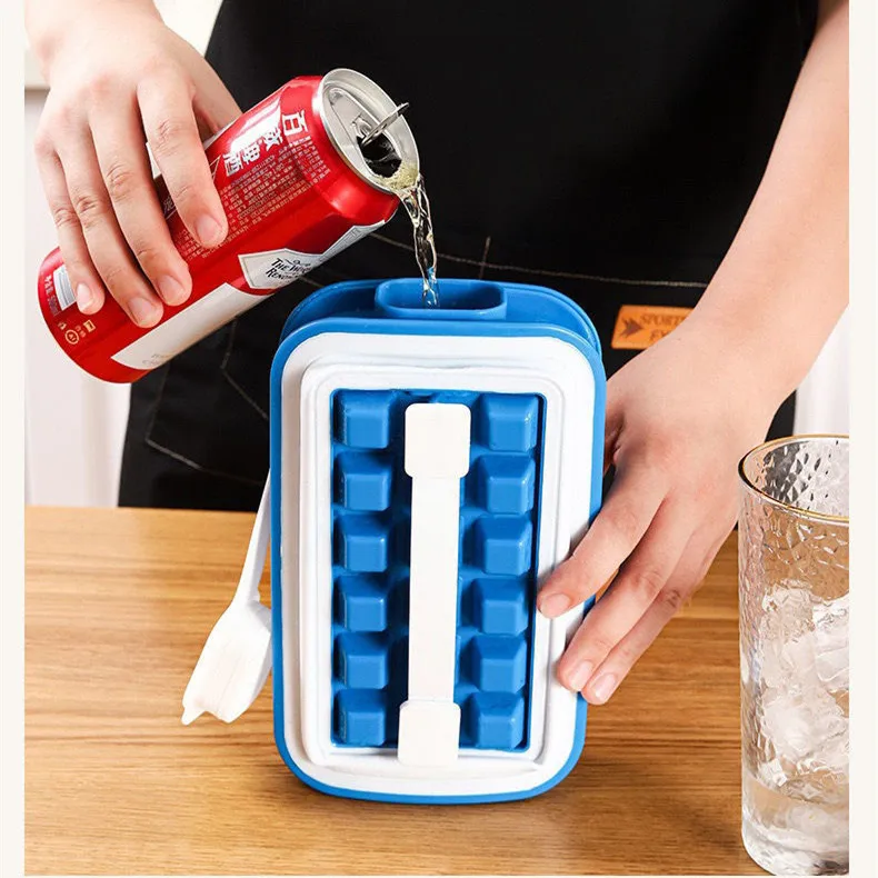 

2021 New Design 2 IN 1 Ice breaker bottle , ice cube tray, Pink