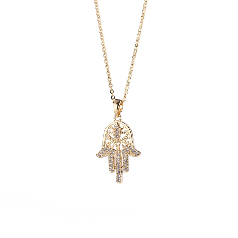 

Popular in Europe and the United States Fatima hand studded with diamond palm collarbone chain