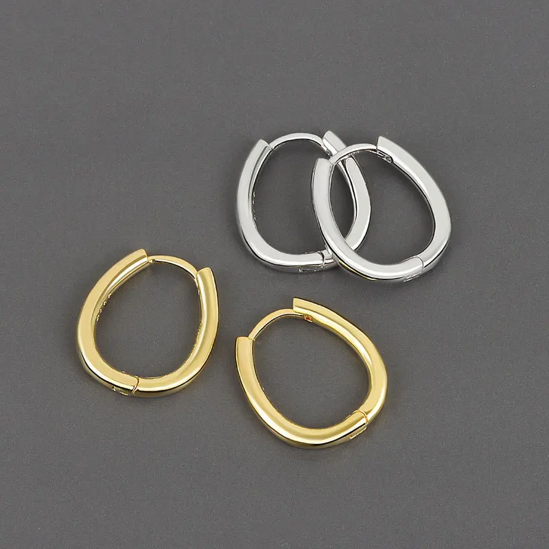 

Minimalist Design S925 Stamp Geometric Oval Round Hoop Earrings 18K Gold Plated Round Clip On Earrings For Women