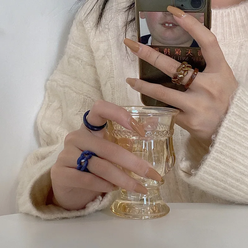 

Spring New Design Acrylic Acetate Suit Ring Female High-End Fashion Personality Does Not Fade Index Finger Tail Resin Ring Women, Picture