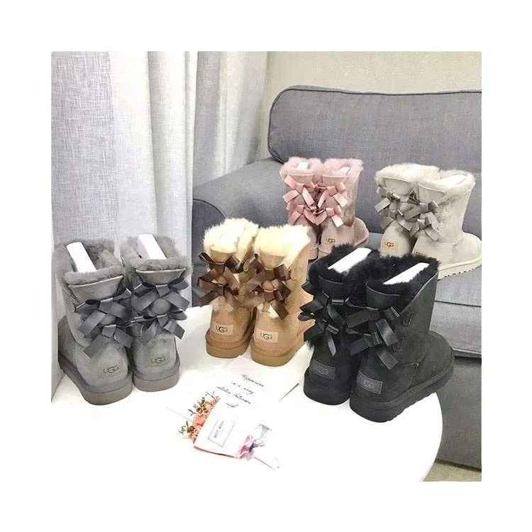 

Women Uggging Mini Bailey Bow II Boot, Pink/black/brown/grey white/grey