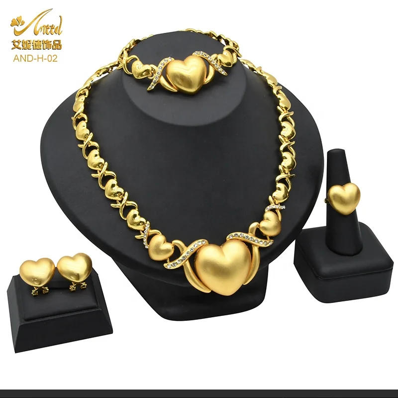 

Gold For Women Fashion Heart Necklaces New Necklace Earrings Jewelry Set