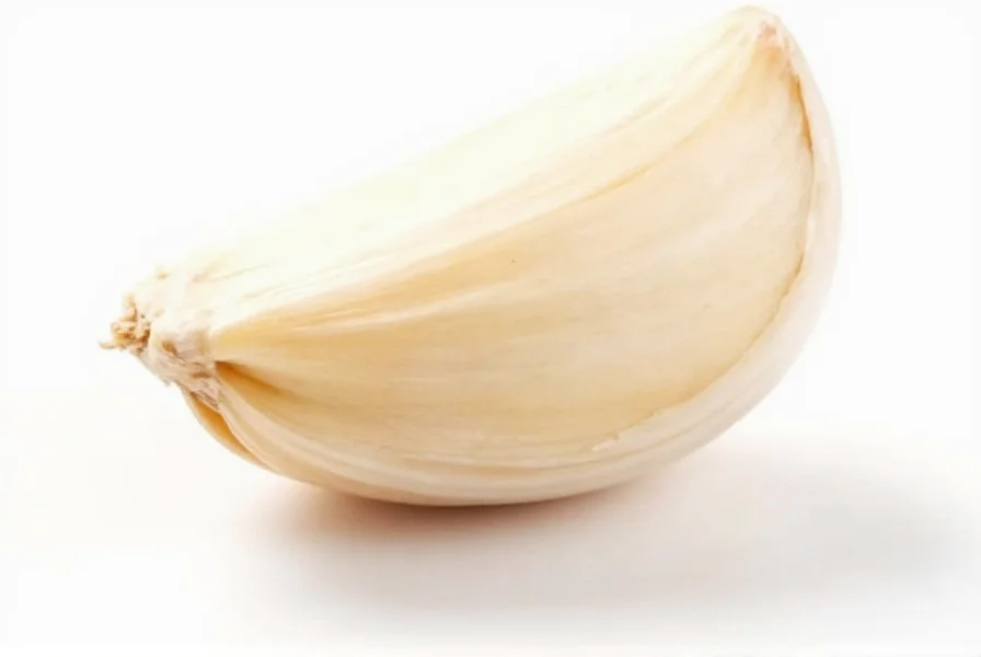 Visual comparison of garlic cloves to teaspoon measurements