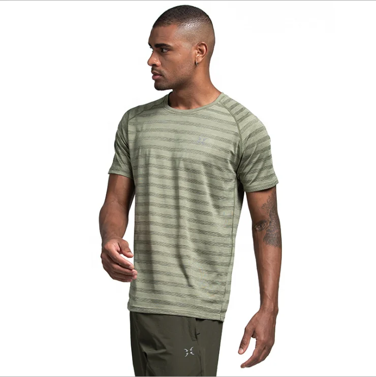 

2021 New High Quality Quick Dry O-neck Strip Sport T-shirt Casual Breathable Large Size Tennis Running Top for Men