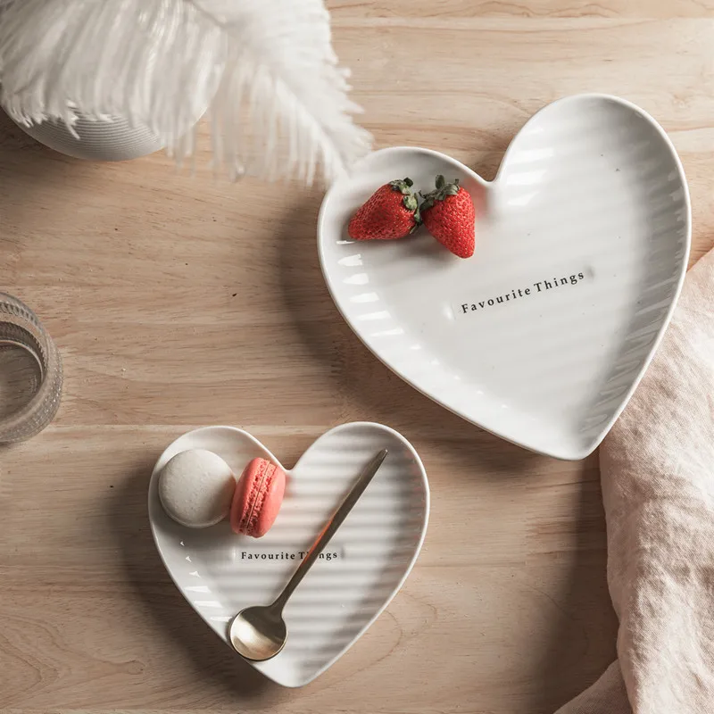 

New Product Heart Shape Ceramic Plate Lover's Porcelain Dinnerware, Red/pink/light blue/white