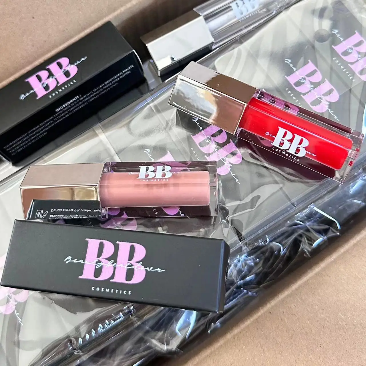 Hot Selling 5ml Round Lip Gloss Tube Double Pearl Rhinestone Skin Lipgloss Tubes Lipstick Lip Glaze Wand Tube Cosmetic Package
