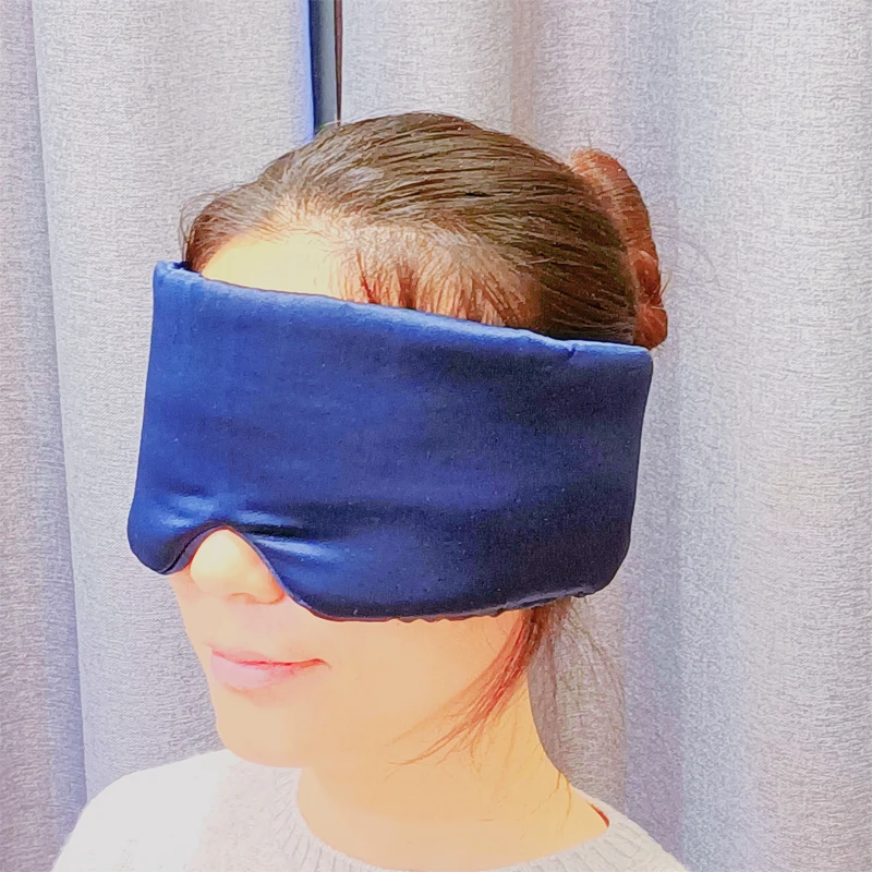 

New design mulberry silk eyemask 19 momme charmeuse the original manufacturer of this design of silk eyemask, Many color can be choosen or printed