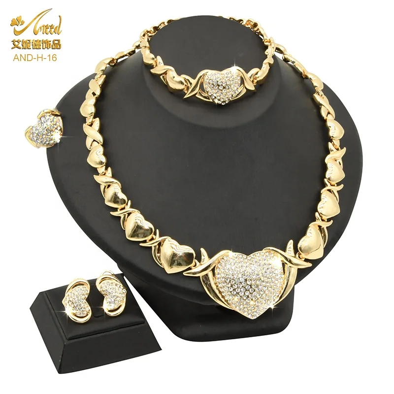 

Party Luxury Wedding Choker Brand Names High Quality Dubai Women Heart Pendant Xoxo Necklace Gold Plated 4Pc Jewelry Sets