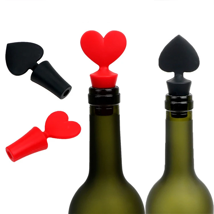 

CL364 Cute Top Poker Fresh-keeping Gel Cork Silicone Bottle Stopper Bottles Cap Wine Pourer Stopper, Black,red