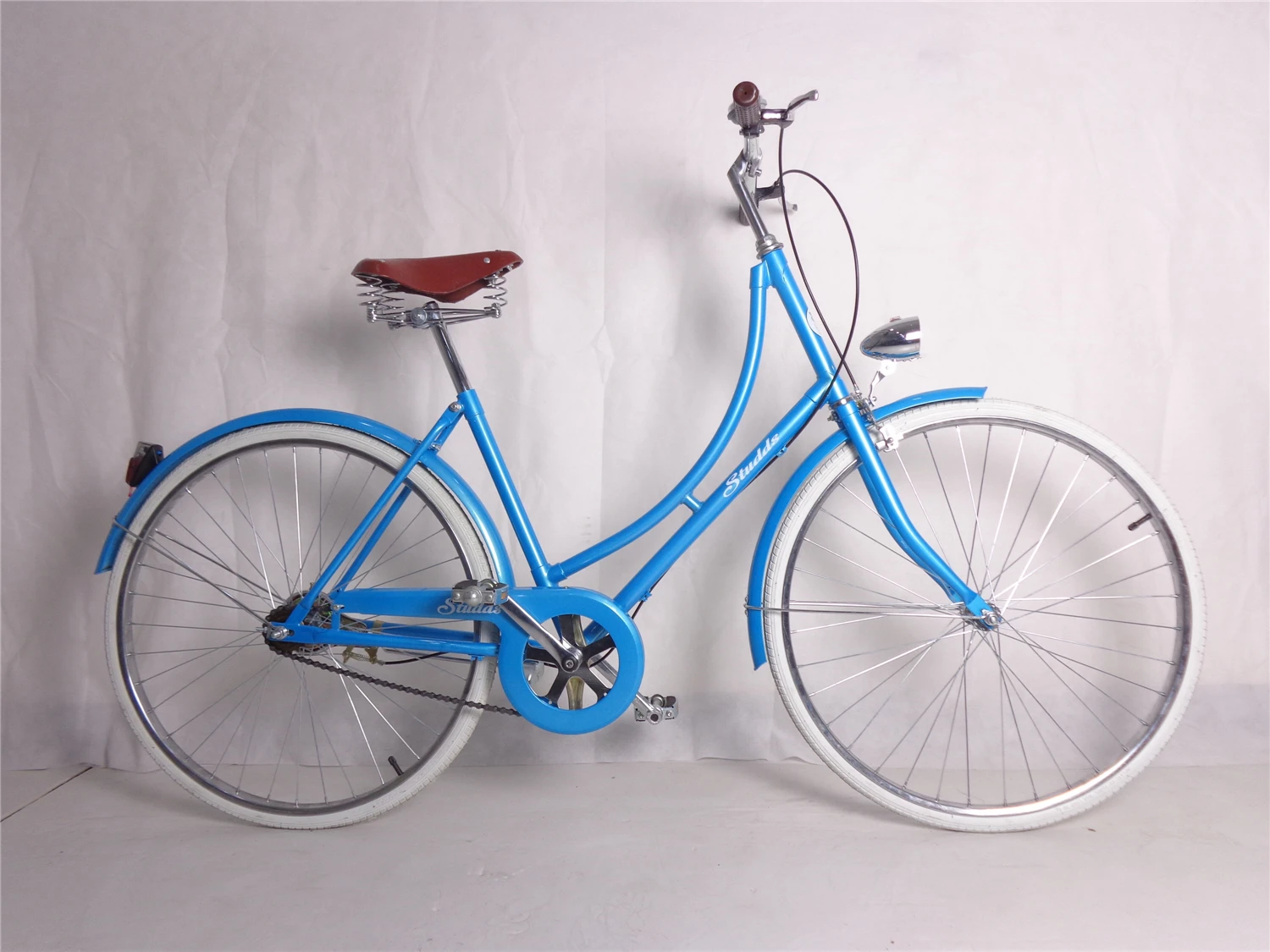 limit discount 28" high carbon steel frame city