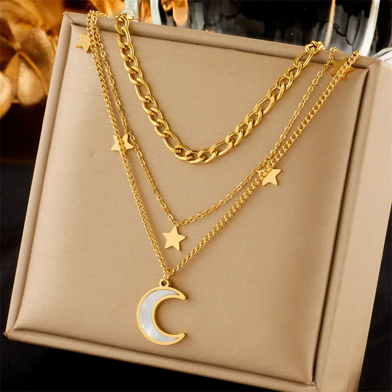 

White Shell Personalized Necklace Stainless Steel 18K Gold Necklace Multi-layer Classic Star And Moon Necklace Set For Women