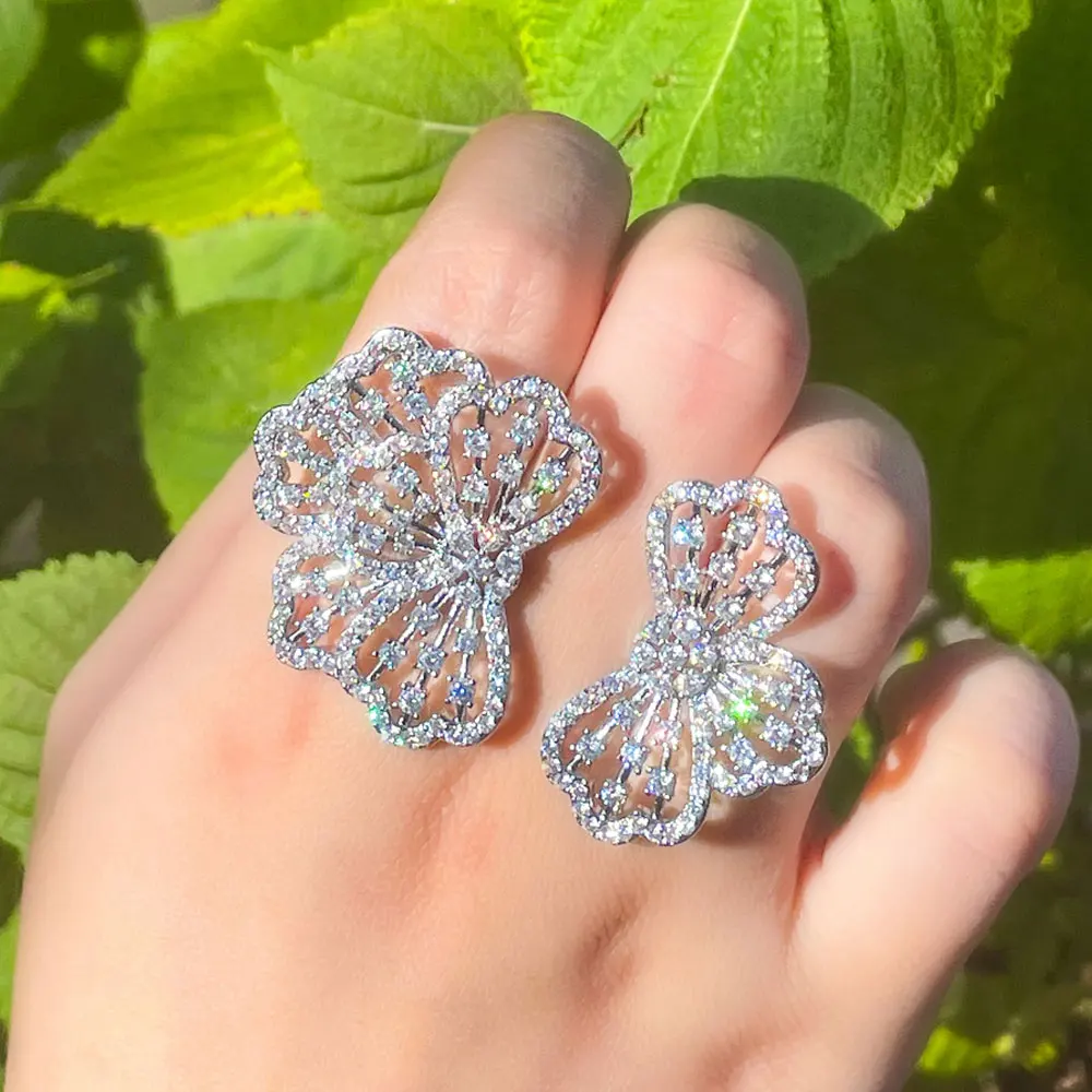 

Sparkling CZ Cubic Zircon Stone Statement Luxury Big Chunky Chic Flower Rings for Women Wedding Bridal Party Jewelry Accessories