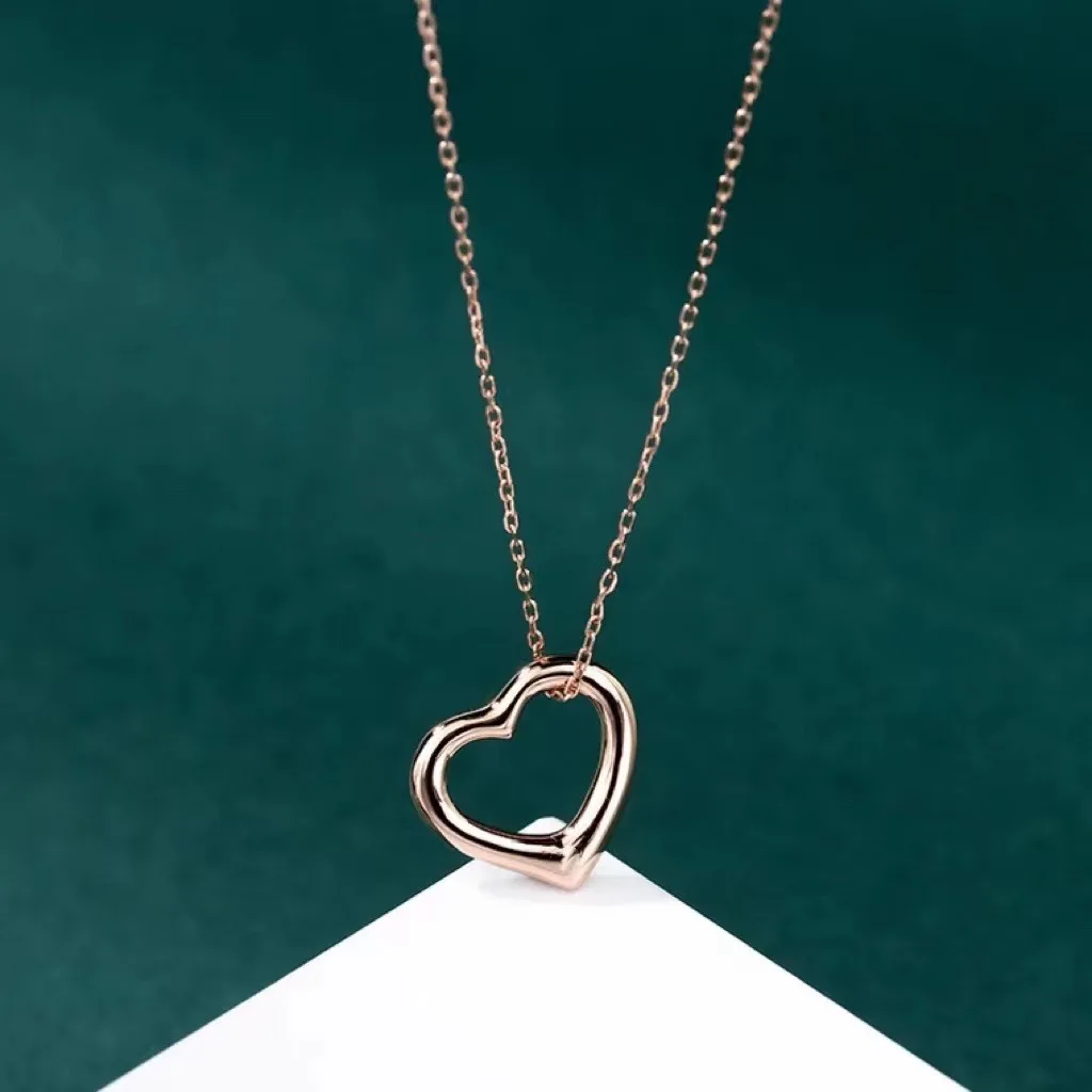 

Certified Furuiyuan Jewelry 18K Gold 5G Love Pendant Au750 Simple Women Necklace Water Shell Wholesale