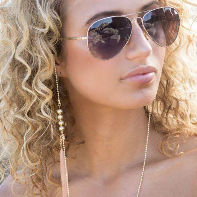 

Ins Trendy Natural Feather Pendant Eyeglass Chain Beach Accessories Summer Sunglasses Holder, Gold