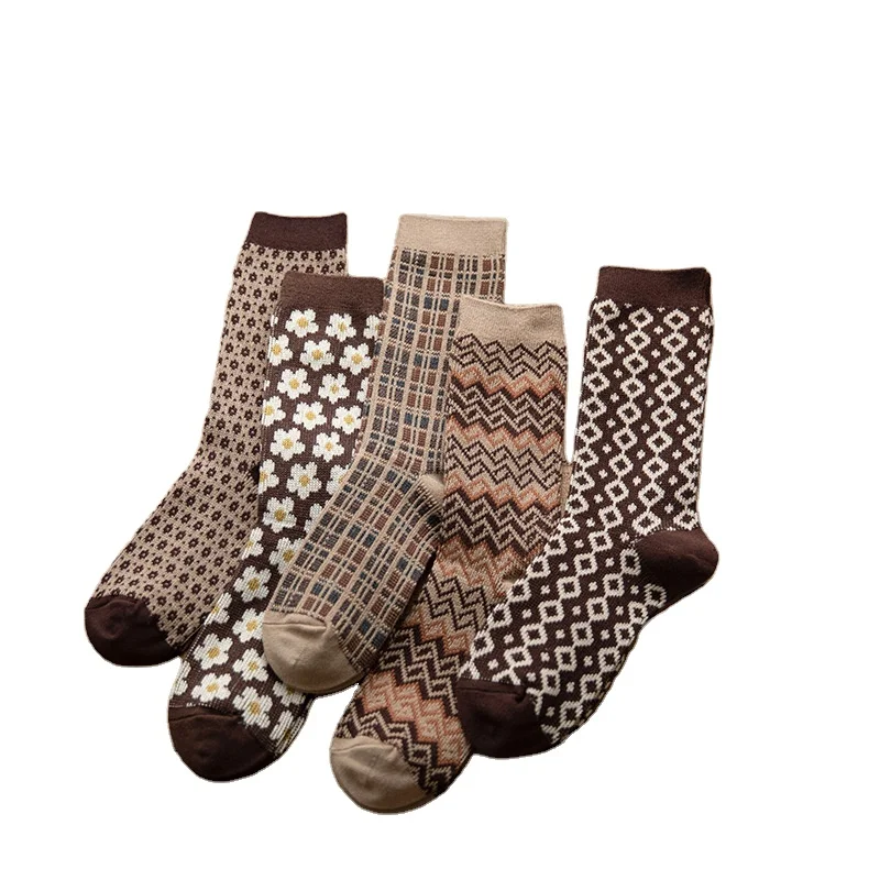 

Autumn new brown socks female Japanese double-needle double-way plaid ladies stockings fashion ins combination cotton socks