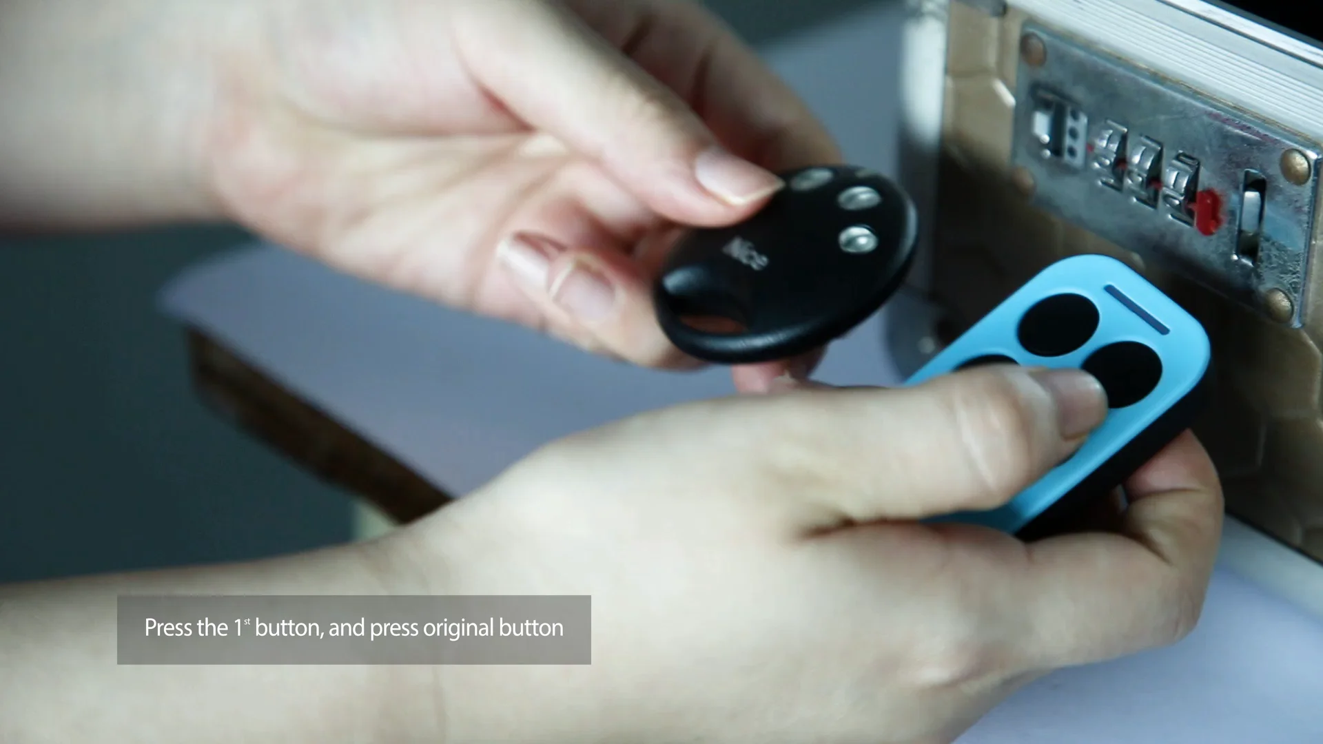 Multi Frequency Garage Door Copy Remote Control Duplicator Rolling Code