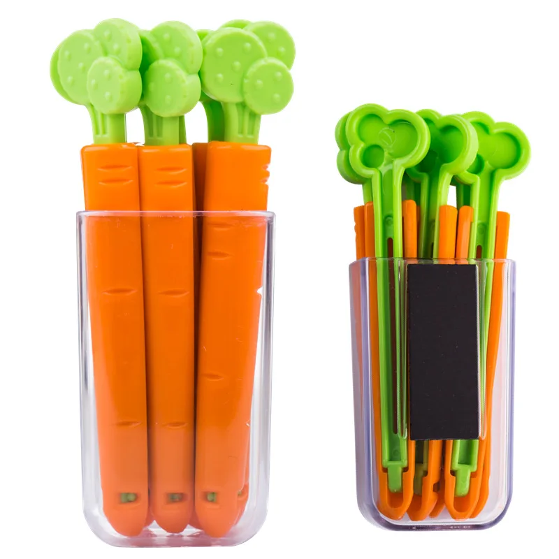 

5 PCS Carrot shape PP plastic pet food bag clips seal pour food bread bag clip snack sealing clip With magnetic storage box, Orange