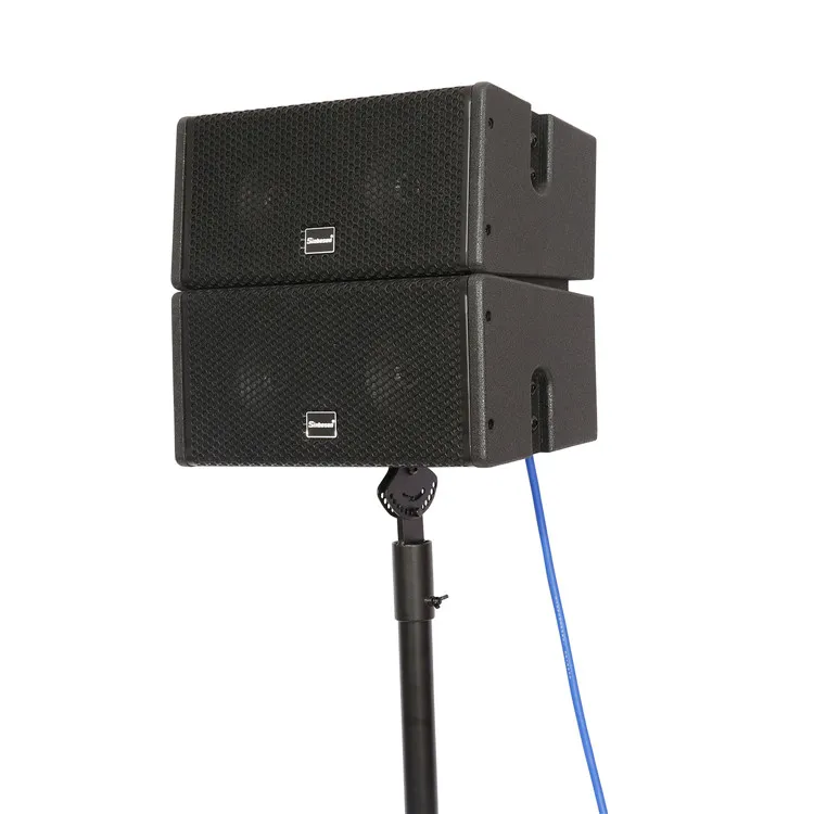 line array speakeR.jpg