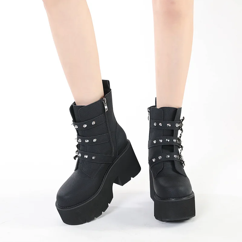 

Dropshipping metal martin boots women thick bottom large size buckle platform shoes