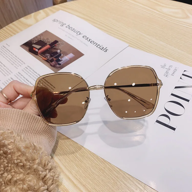 

Lbashades fashion rimless oversize wholesale designer sun glasses Diamond cut lentes de sol women retro sunglasses 2021