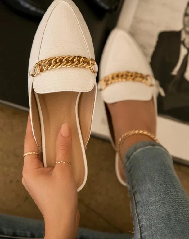 

2021 New trendy PU leather chic chain flat shoes women close toe summer fashion slippers slides outdoor footwear, 2color as picture