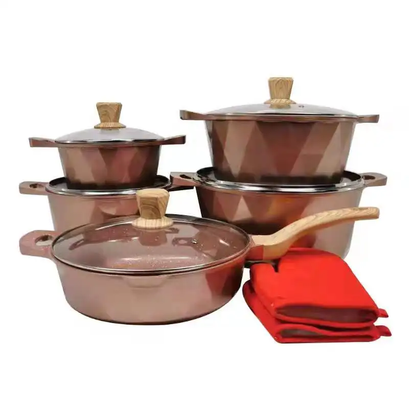 

12PCS DESSINI non-stick pan set die casting non-stick cookware set, Golden