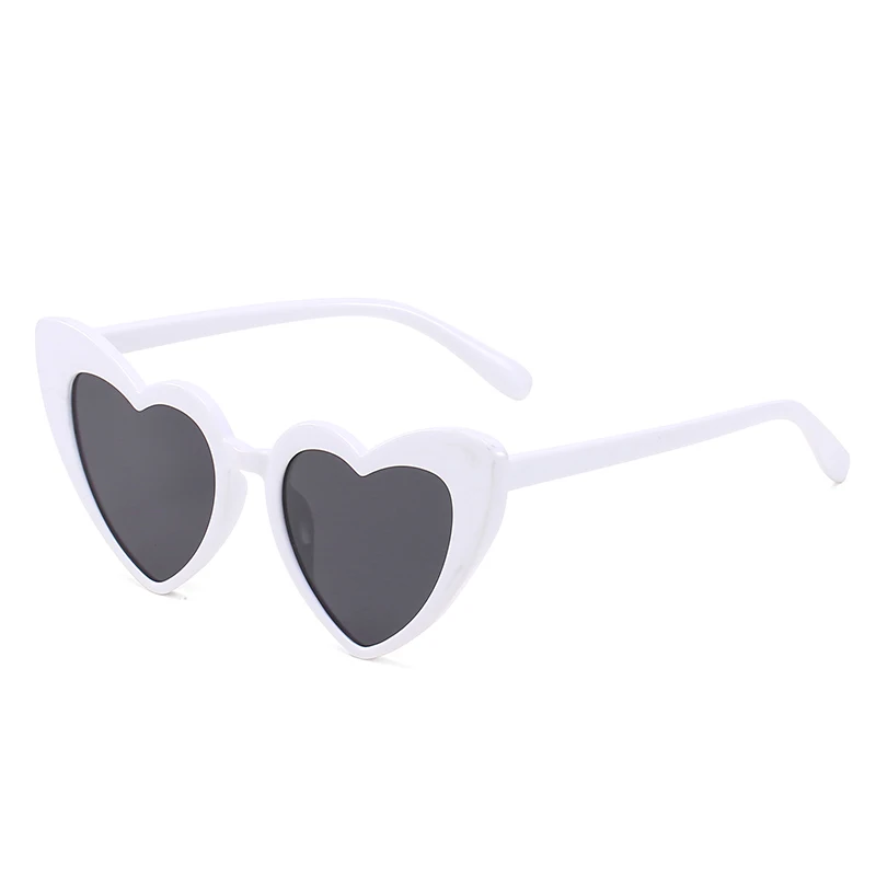 

2021 Hot selling cheap unique design cute heart customize shades sunglasses 1826