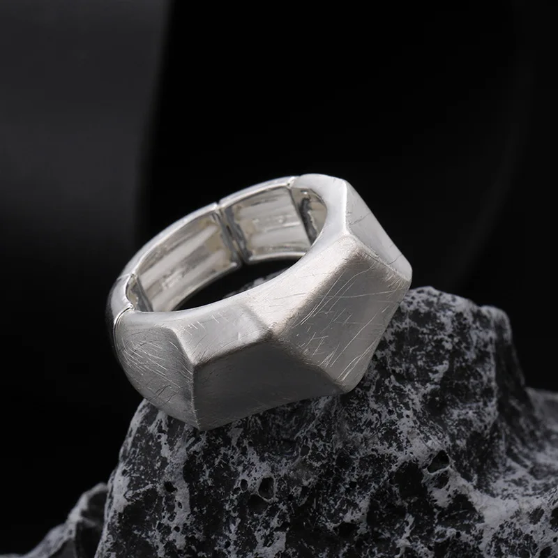 

Wholesale of high-end multi-layer living retro rings Fashion ring jewelry rings for men vintage