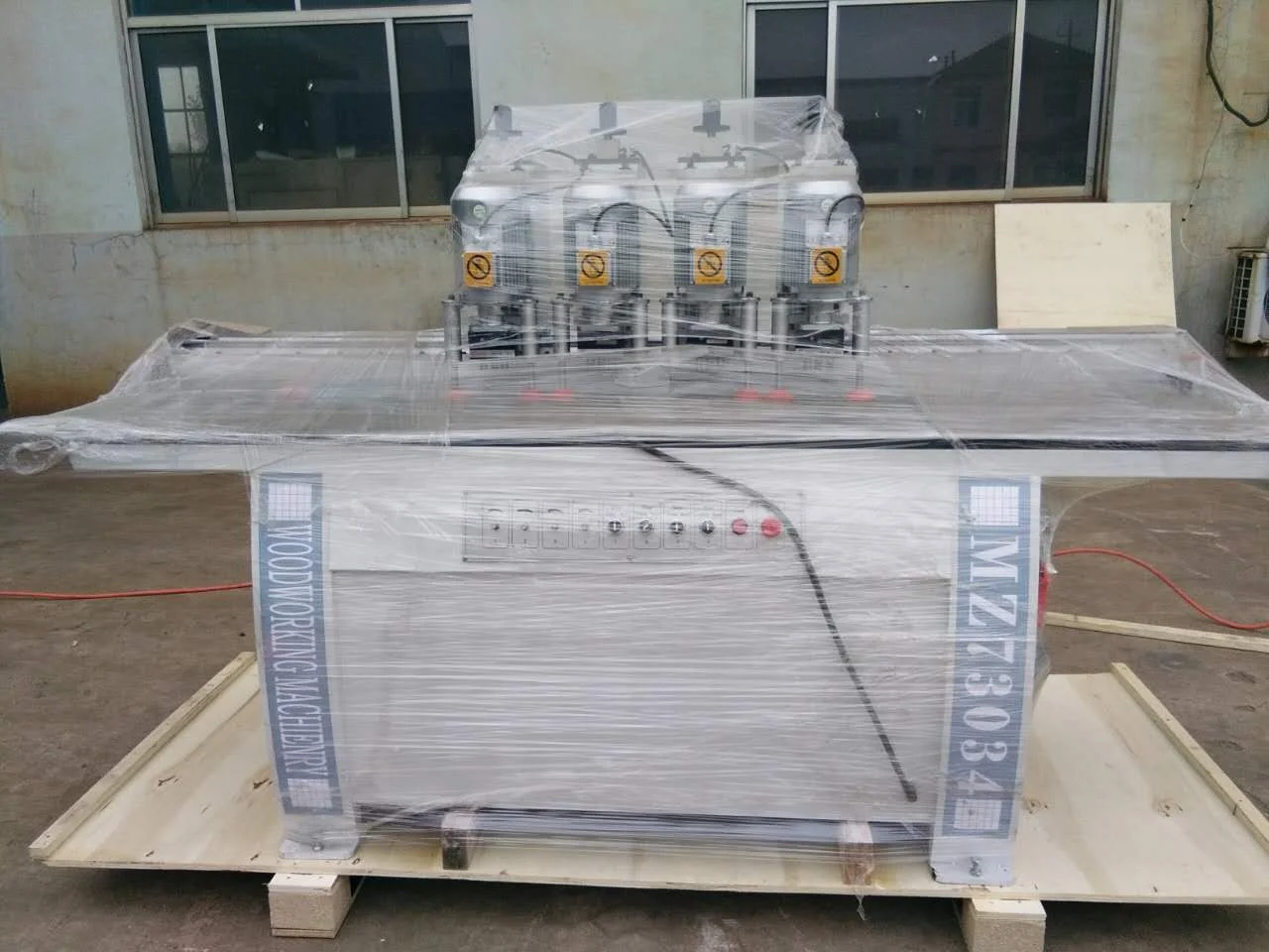 
Factory direct wholesale timber simple operation woodworking hinge drilling machine with CE Certificate 