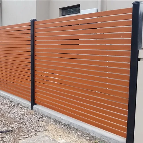 

Outdoor Aluminium Composite Fence With Aluminum Frame Privacy Fencing For Garden, Customer's request