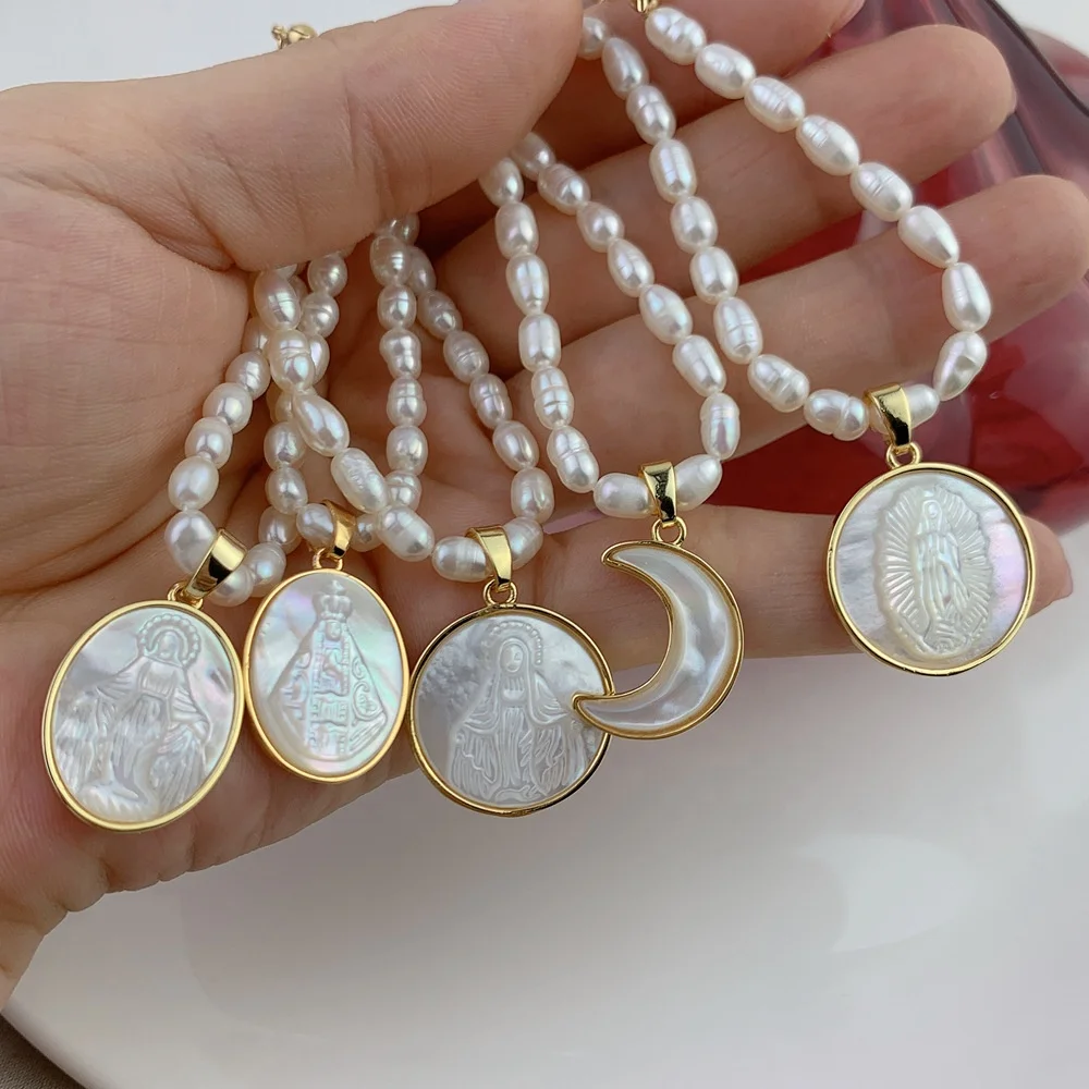 

Saint Mary Fresh Water Pearl Natural Shells White Shell Necklace for Women, Gold