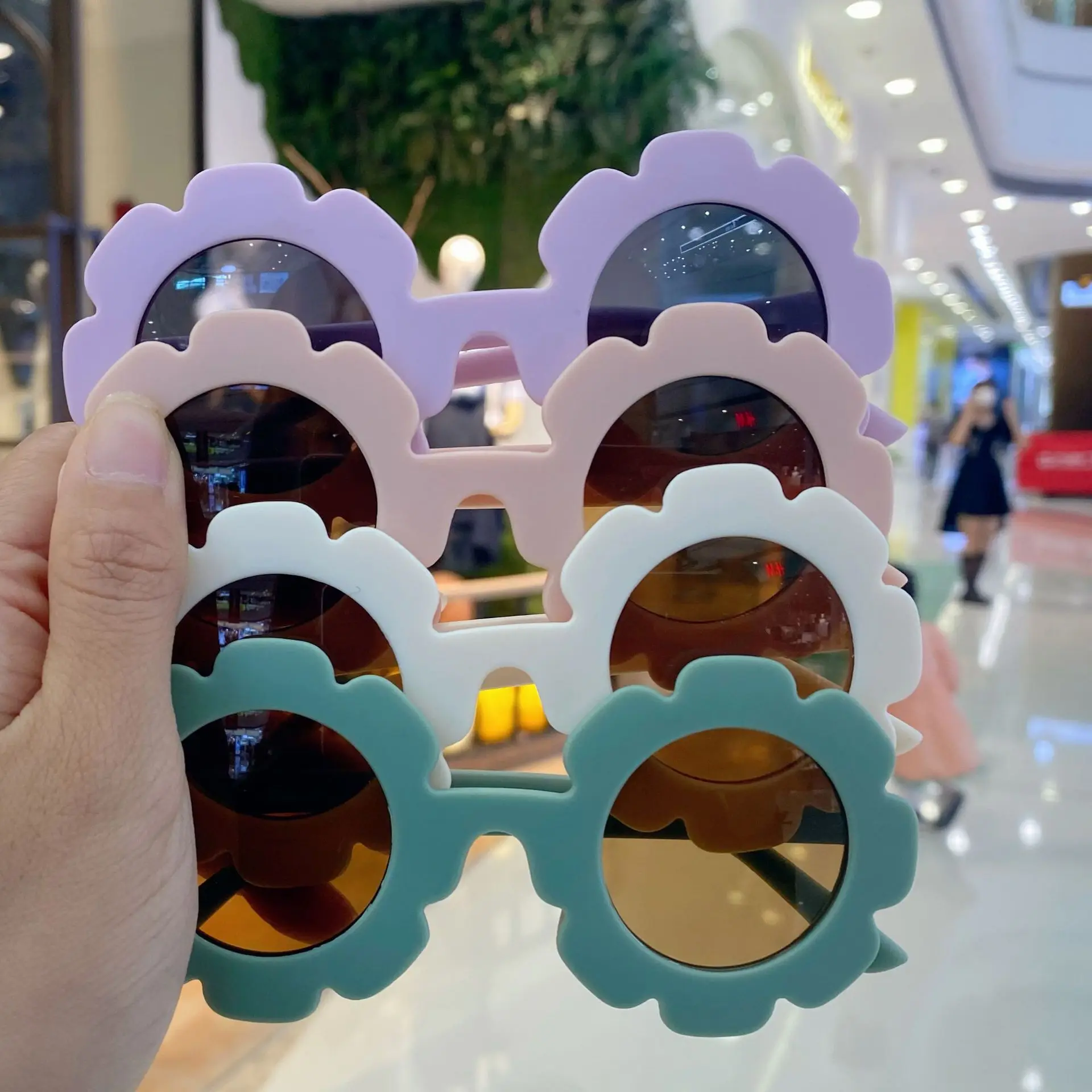 

2020 Hot Sell Cute Flower Shape Plastic Frame Children Sunglasses Kids