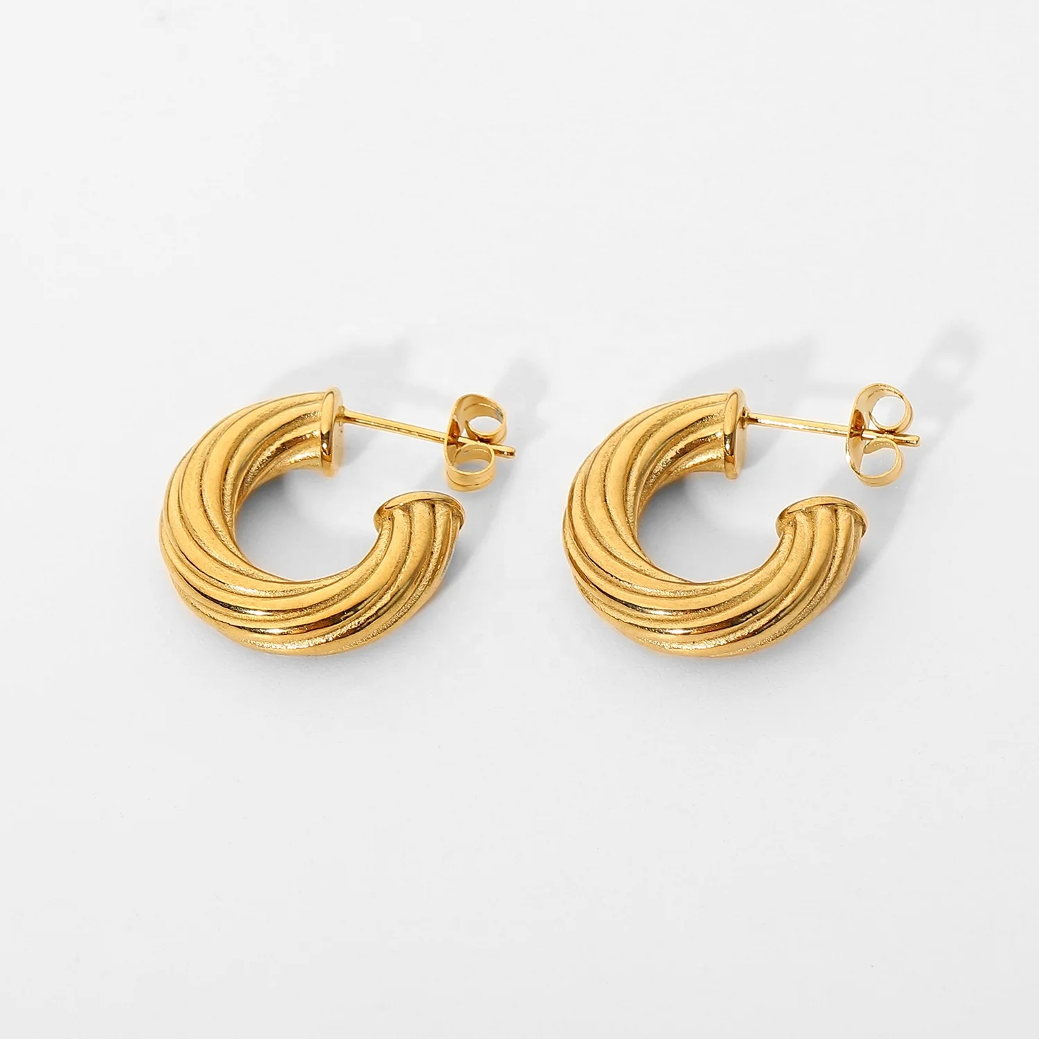 

Fashionable 18K Gold Plated CC Hoop Earrings C Shape Statement Stainless Steel Twisted Hoop Earring