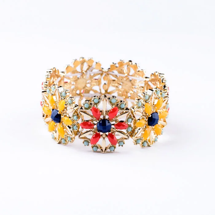 

sl00141 Custom 2020 Handmade Gold Plated Charm Jewelry Crystal Rhinestone Flower Decorative Stretch Bracelet