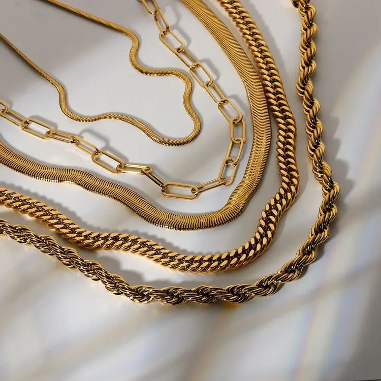 

Wholesale Miami Cubic Chain Unisex Hip Hop Jewelry Pendant Necklace Fashion Jewelry Snack Bone 18K Big Gold Chain Necklace