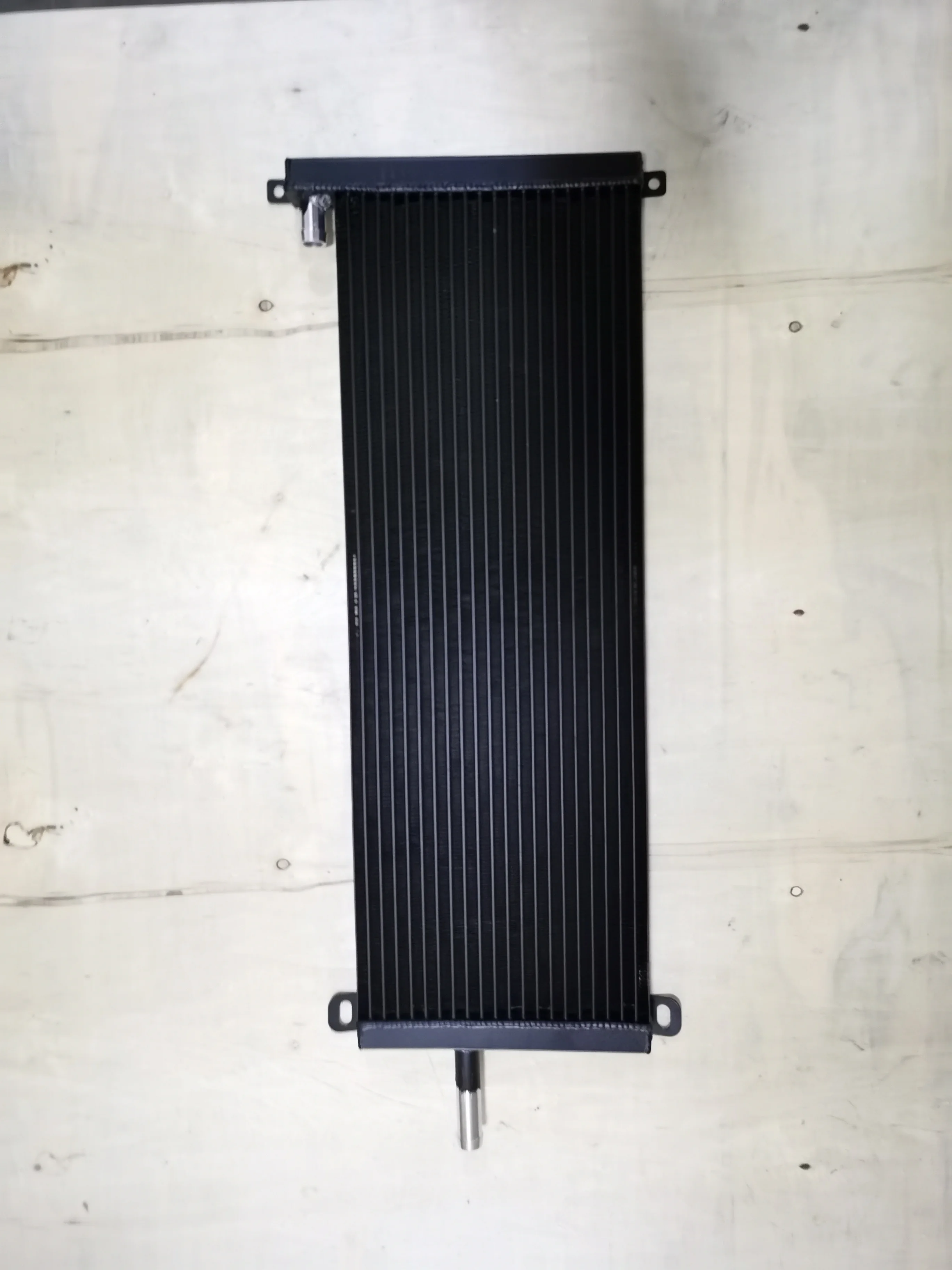 
Automotive cooling system engine transmission oil cooler parts 1857016 used for Scania Bus 